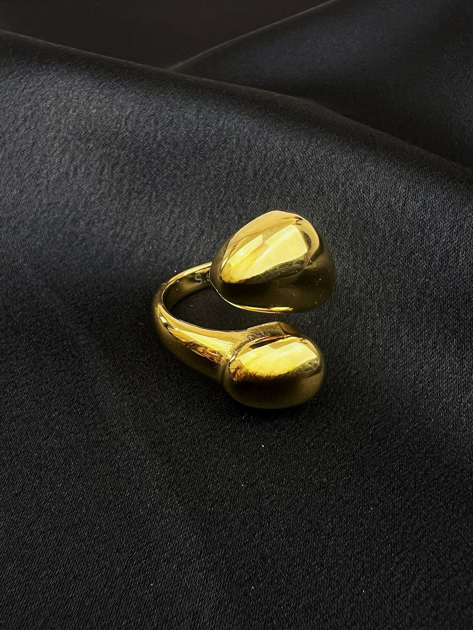 Anello Essential Oro