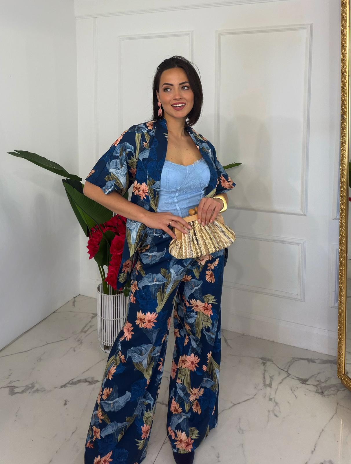 Coordinato Fiore Emma Blu