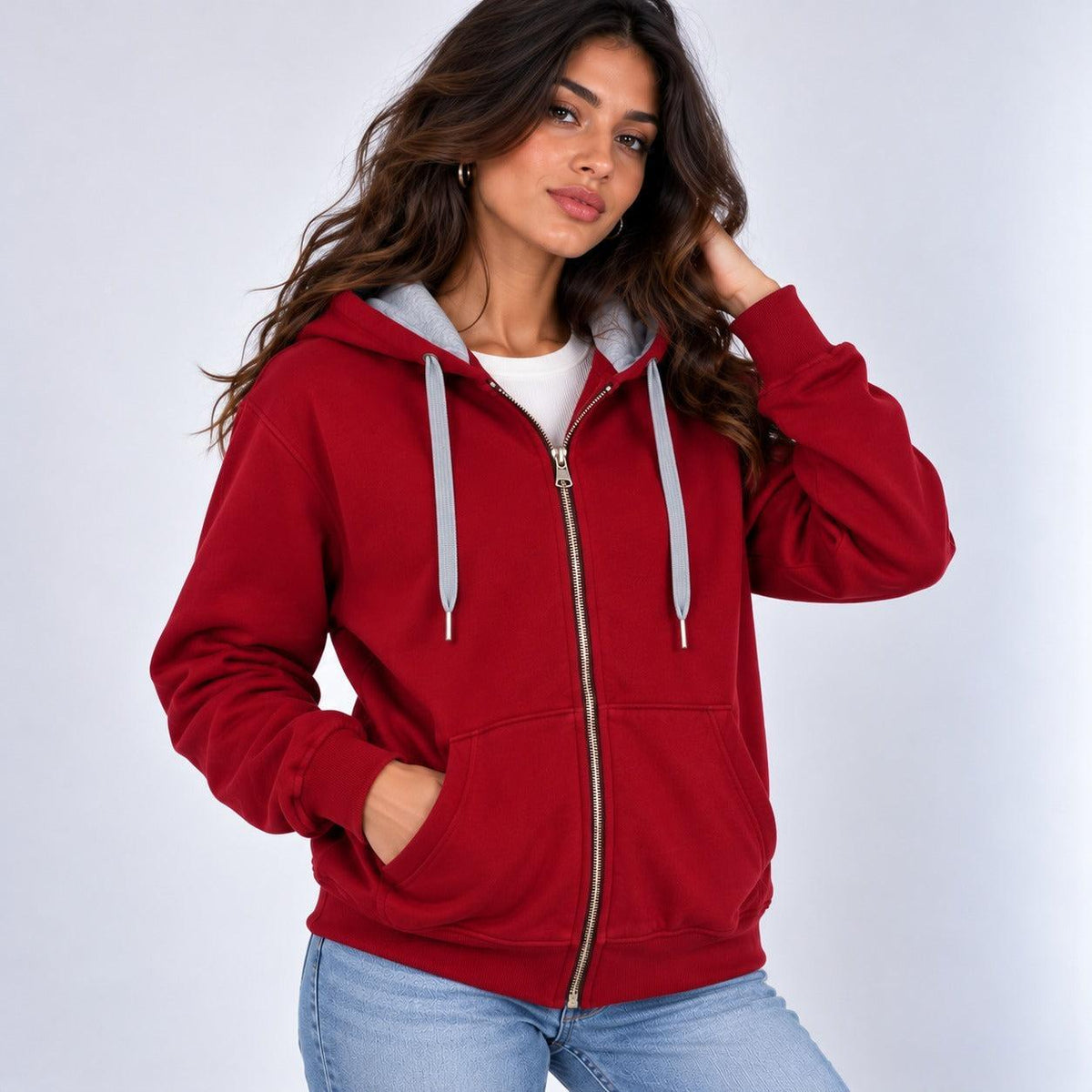 Felpa basic con zip e cappuccio