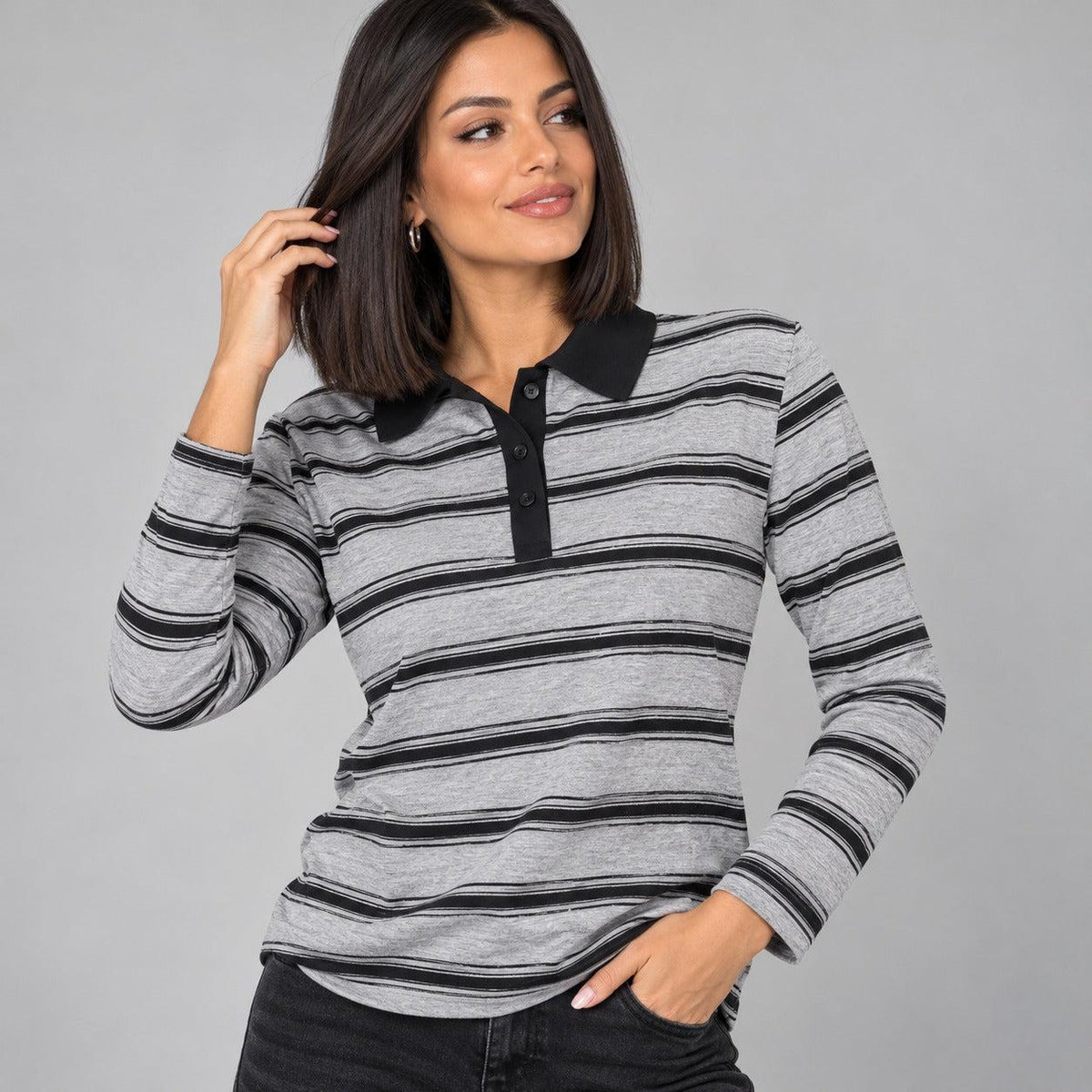 Maglia a righe con colletto