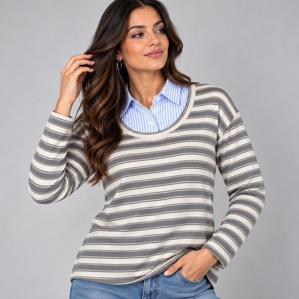 Maglia a righe con colletto camicia