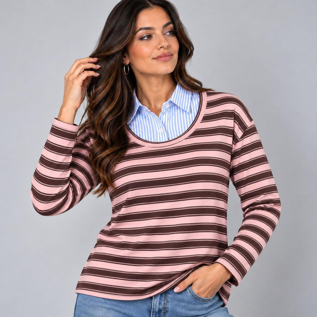 Maglia a righe con colletto camicia