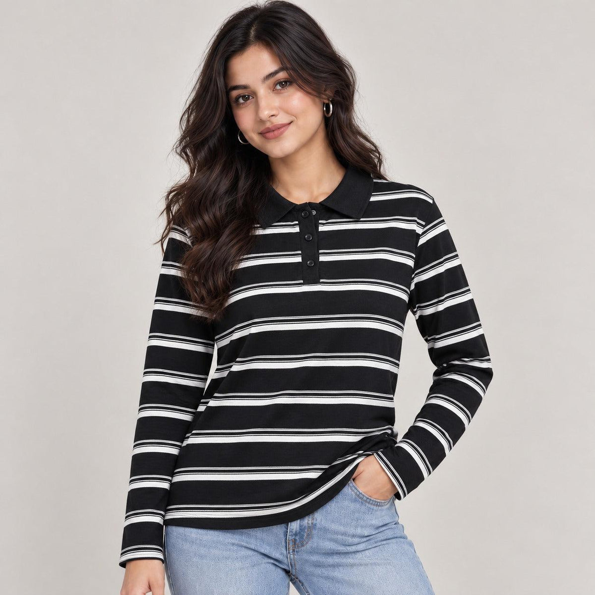 Maglia a righe con colletto
